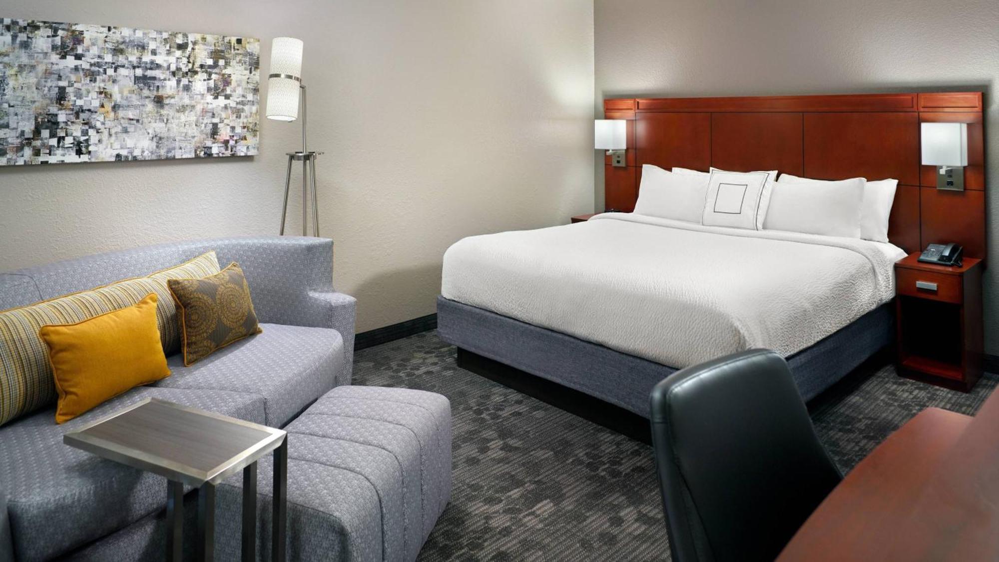 Courtyard By Marriott Macon Hotel Екстериор снимка