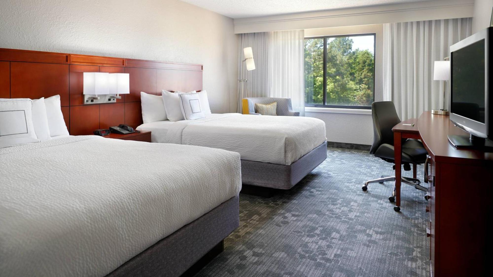 Courtyard By Marriott Macon Hotel Екстериор снимка