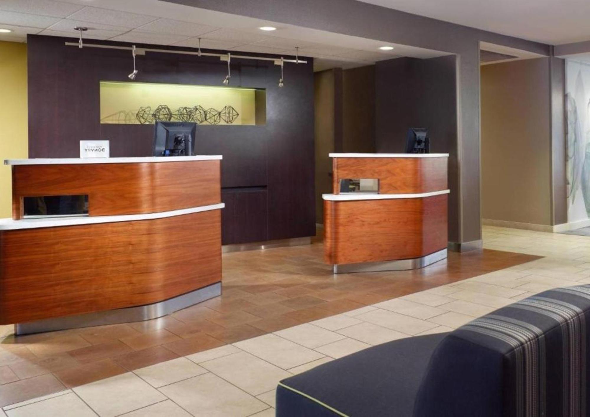 Courtyard By Marriott Macon Hotel Екстериор снимка
