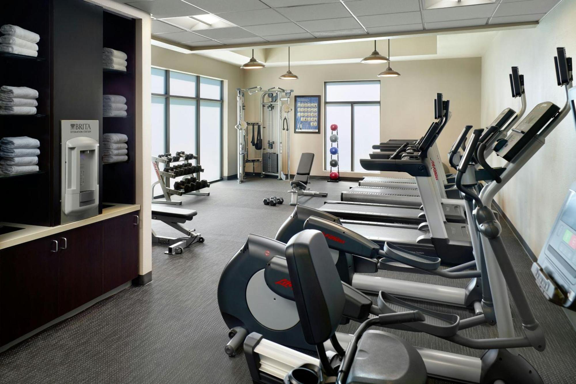 Courtyard By Marriott Macon Hotel Екстериор снимка