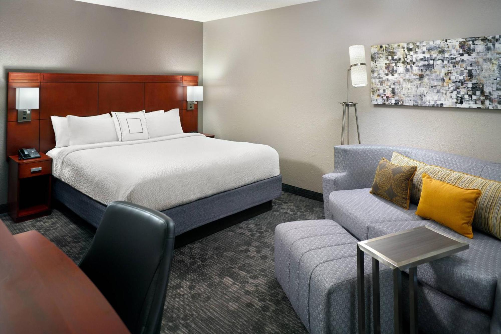 Courtyard By Marriott Macon Hotel Екстериор снимка