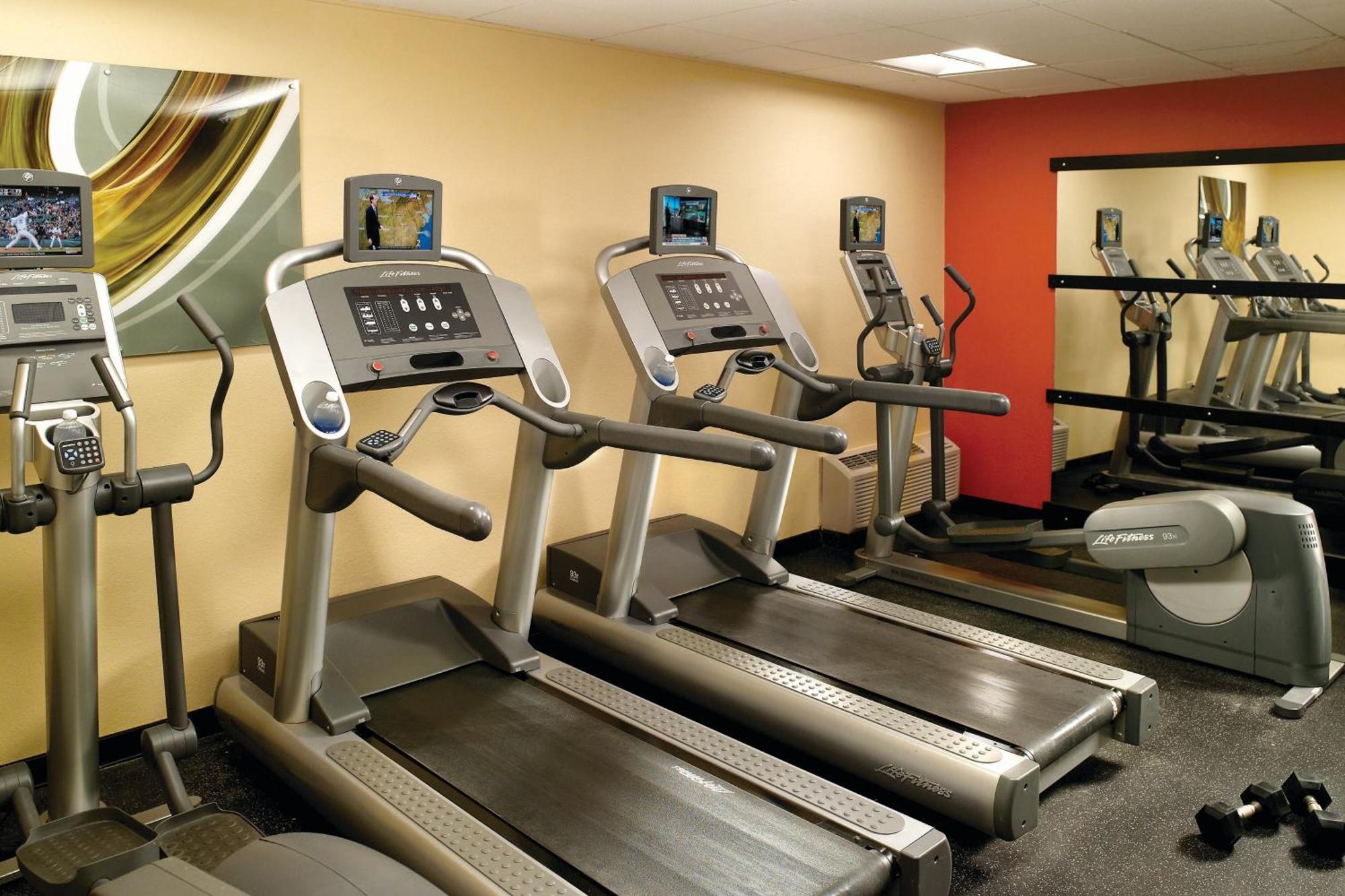 Courtyard By Marriott Macon Hotel Екстериор снимка