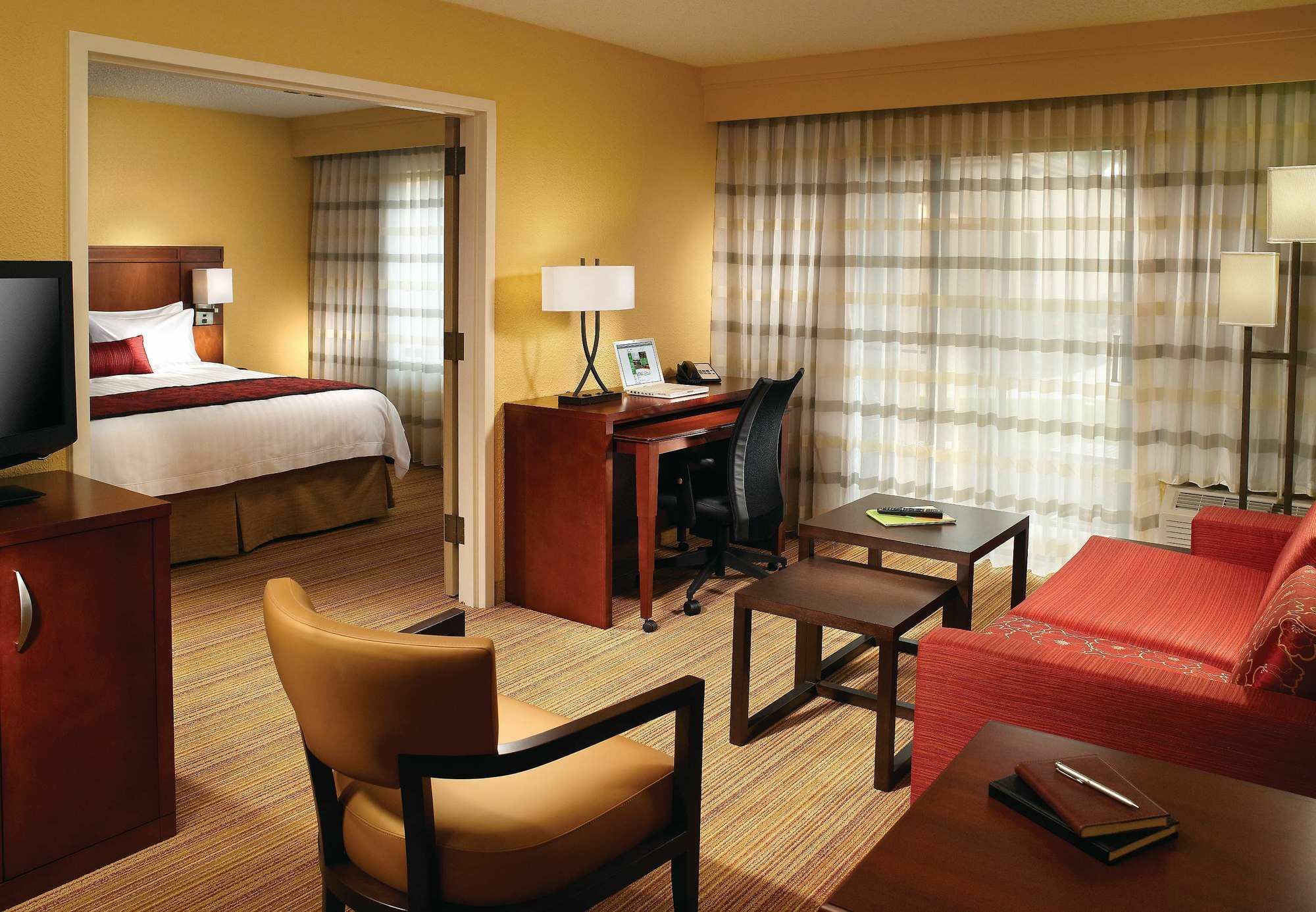 Courtyard By Marriott Macon Hotel Екстериор снимка